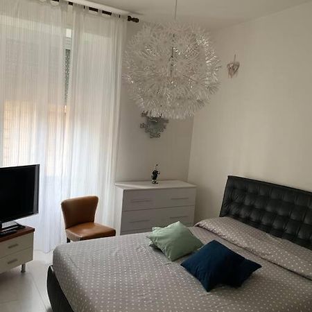 Appartamento Centralissimo Elegante Terni Exterior photo